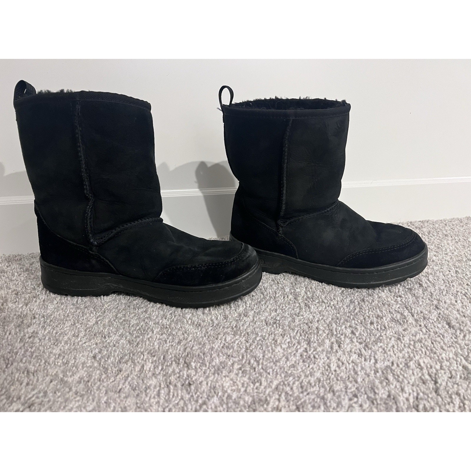 L.L.Bean Women’s Shearling Lined Winter Boots Black Pull On Snow Boots Size 6m